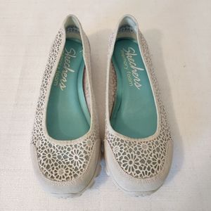 Skechers Memory Foam Slip-Ons Flats Size 8.5